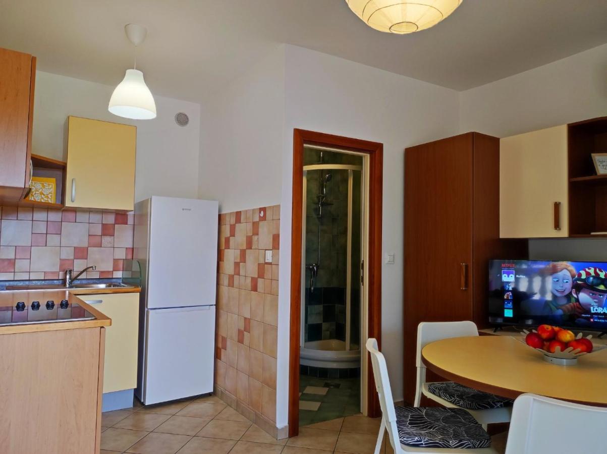 Apartment Rose Krk Town Buitenkant foto
