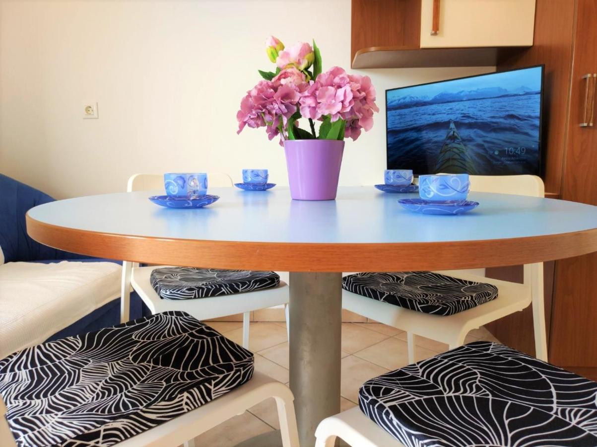 Apartment Rose Krk Town Buitenkant foto