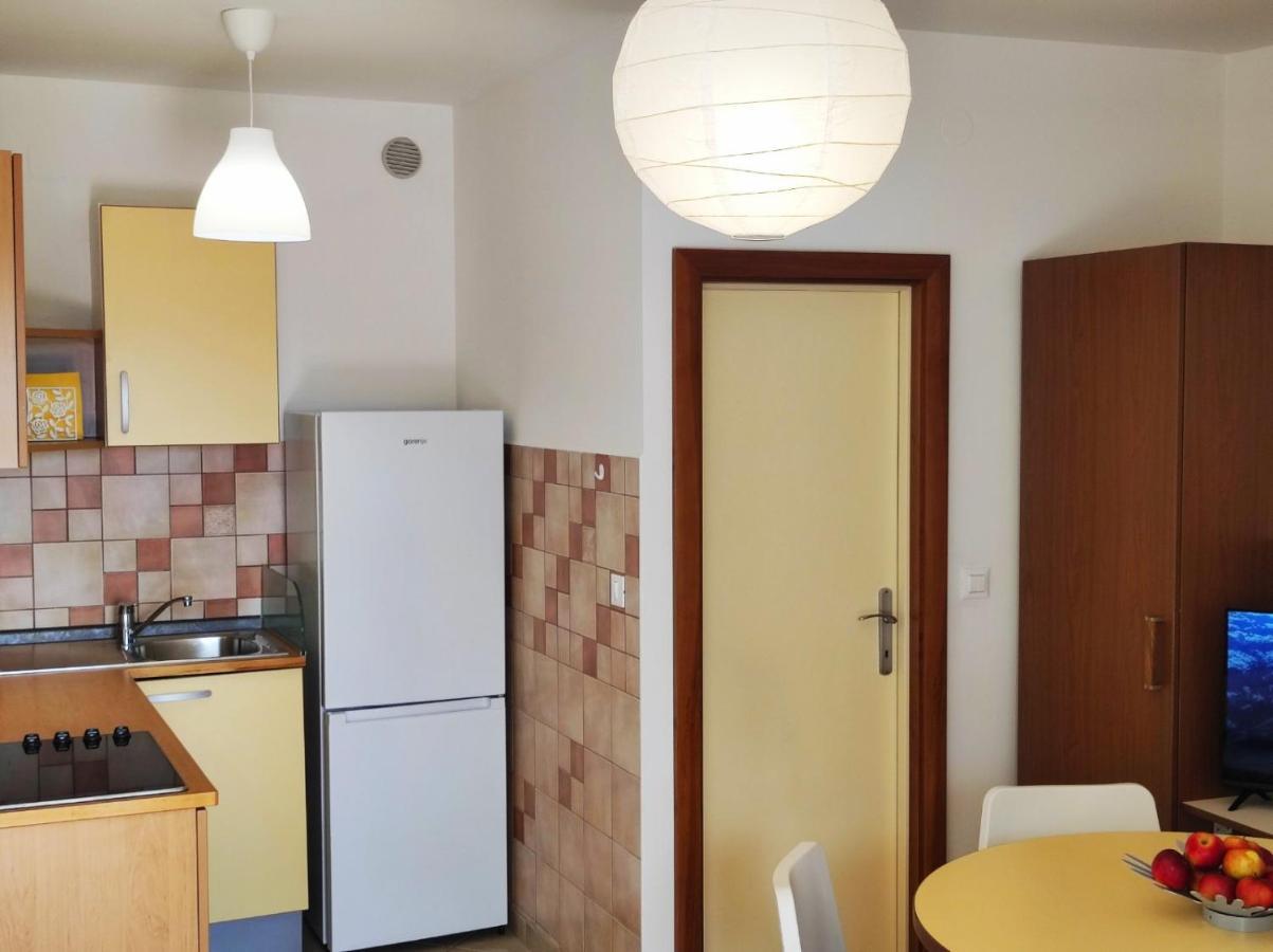 Apartment Rose Krk Town Buitenkant foto